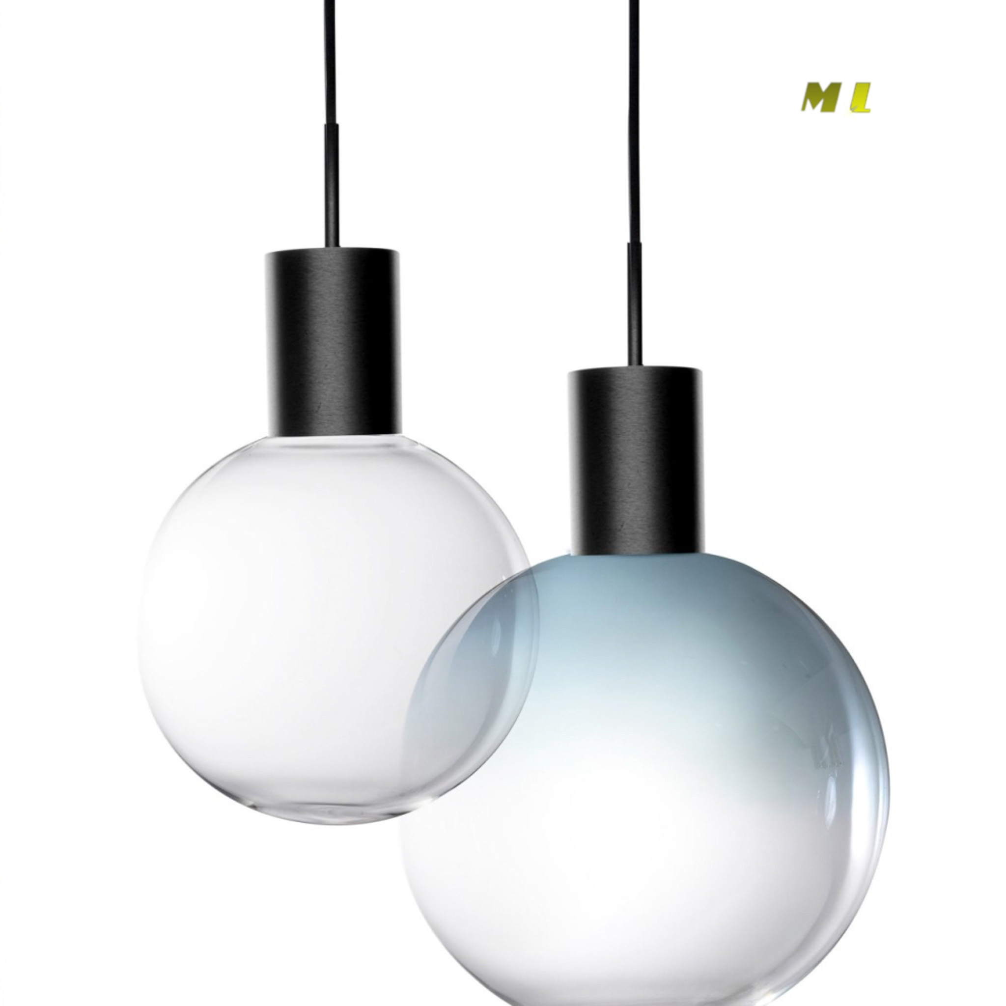 ATMOSFERA - Sfera in vetro dai colori sfumati ATMOSFERA - Sfera in vetro dai colori sfumati