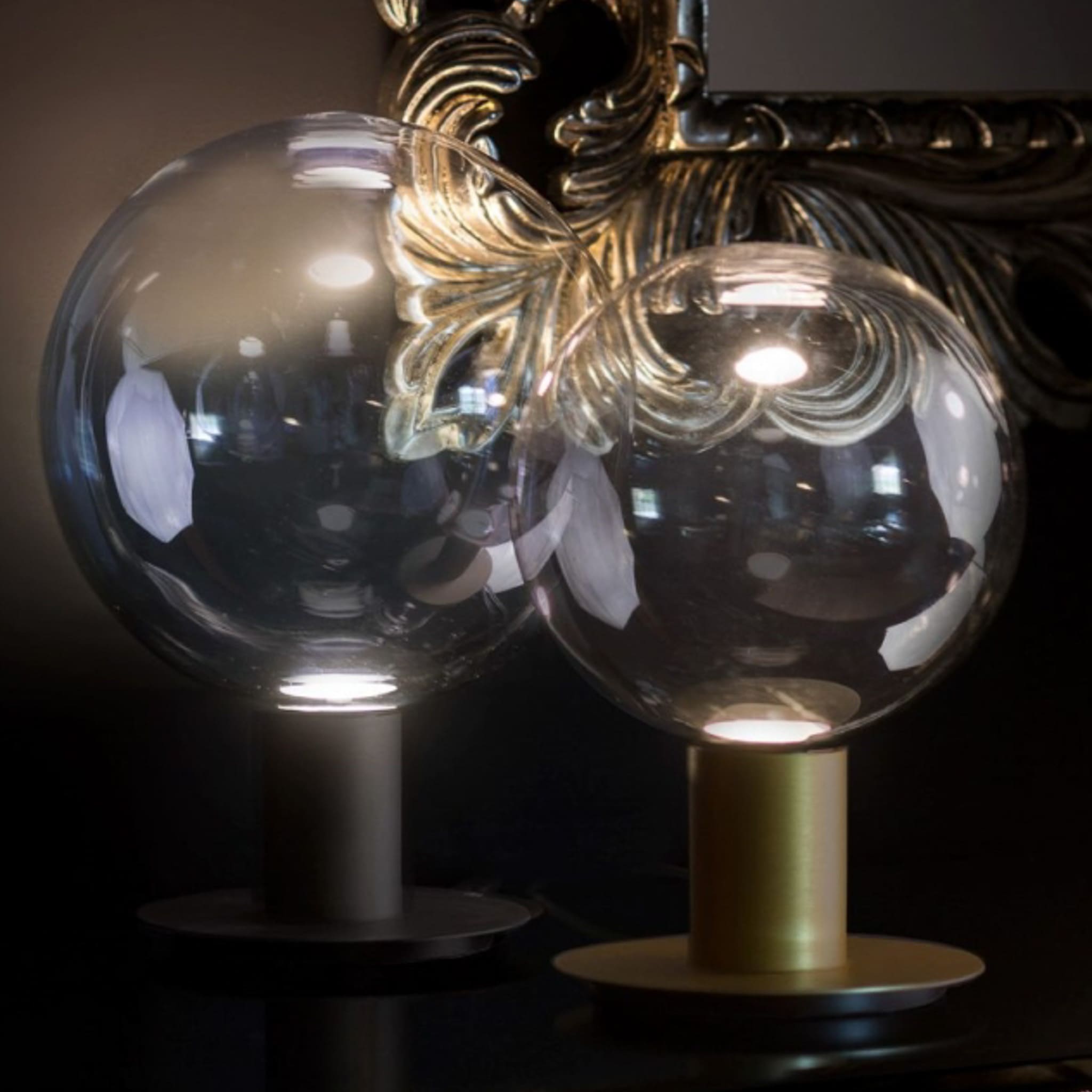 ATMOSFERA - LAMPADA A Sfera in vetro dai colori sfumati