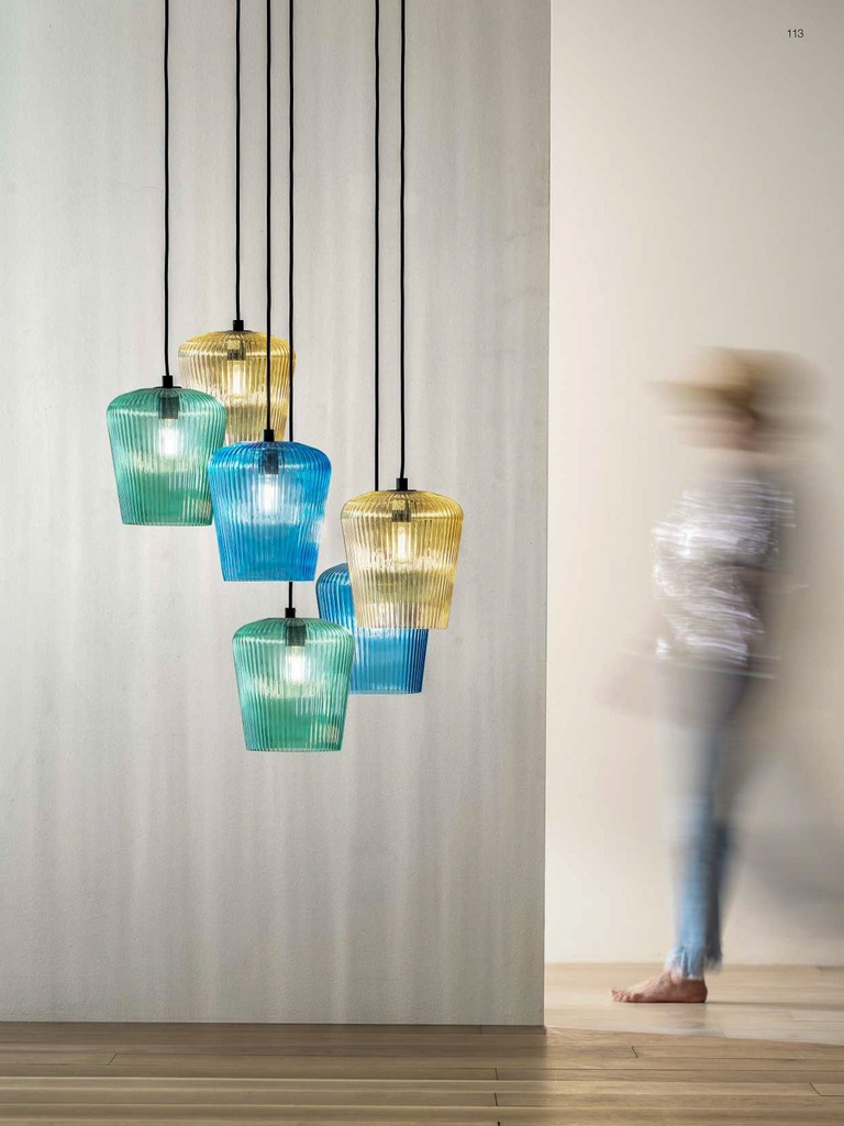 NUMA SOSPENSIONE CON DECENTRAMENTO SINGOLA CON COLORATA