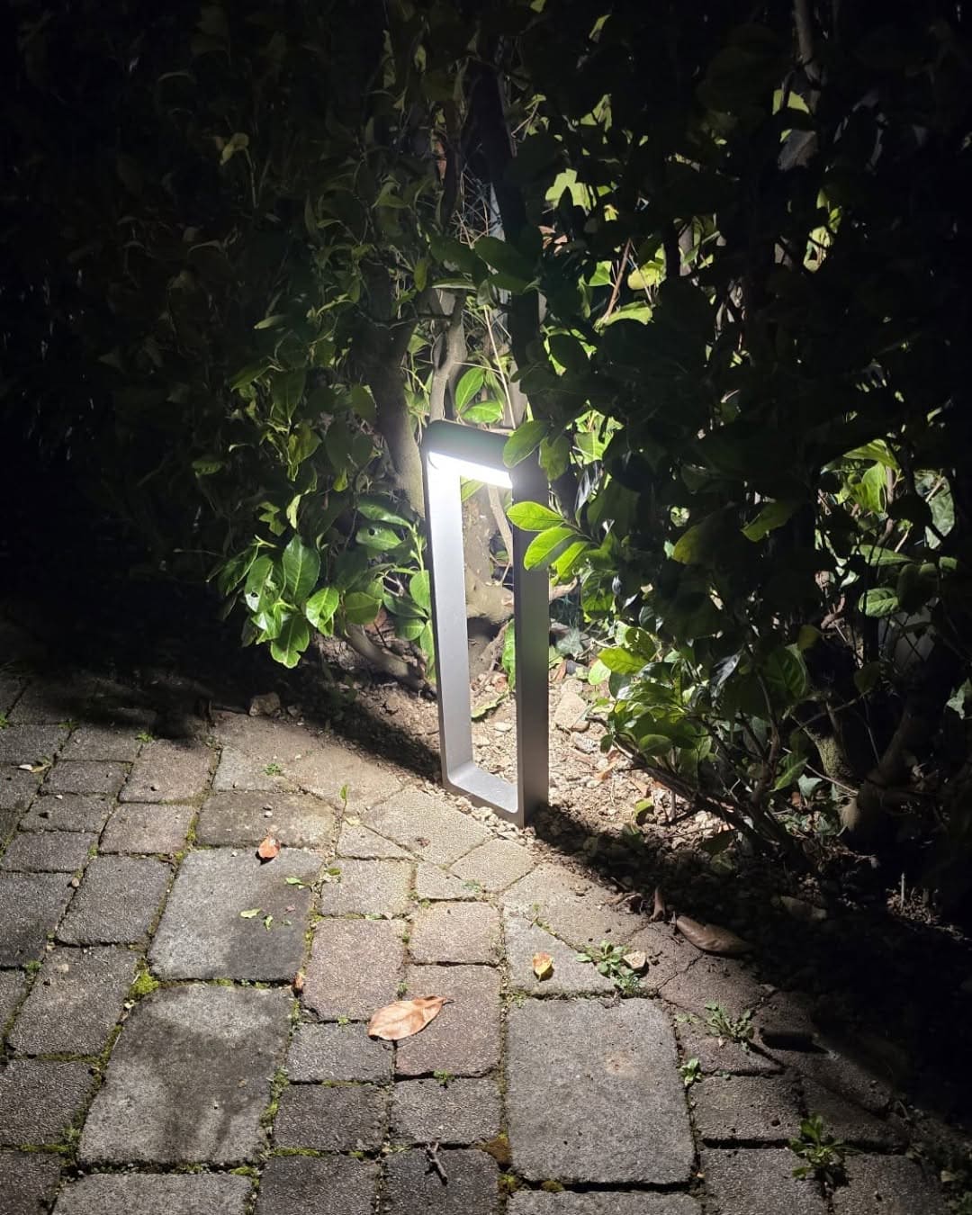 ORIENTA - PALO CON LUCE RECLINABILE A PIACIMENTO - LUCE LED INTEGRATO