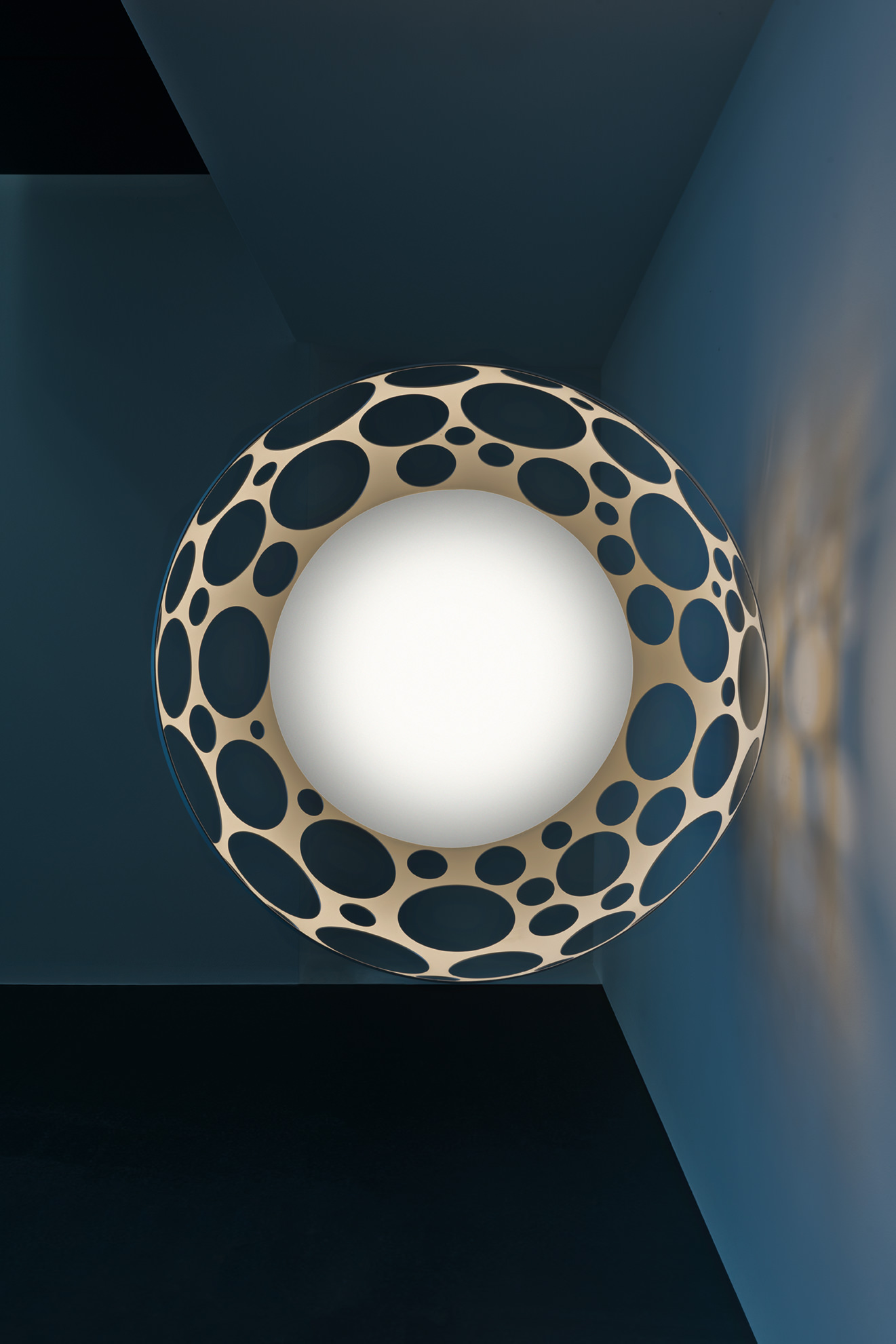 COLLEZIONE MODERNA con FORME A CUPOLA CON DECORO RICERCATO