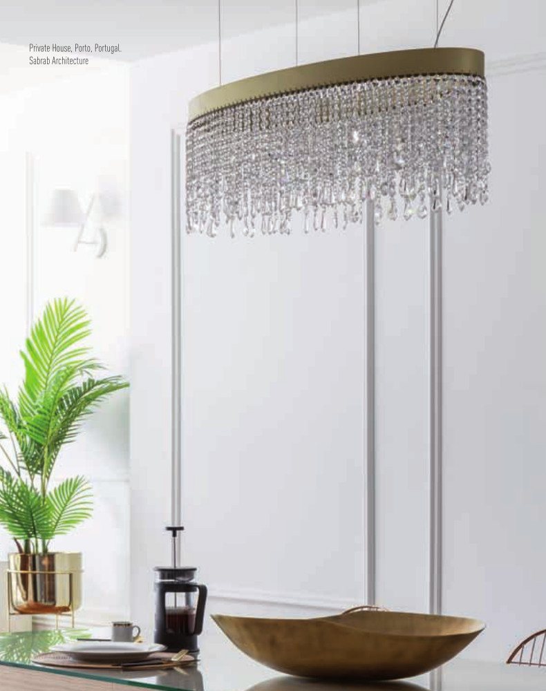 La collezione ECLISSE si presta a soluzioni personalizzabili sia per quanto riguarda la dimensione della struttura che le lunghezza delle calate