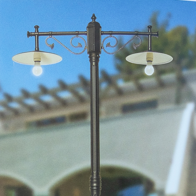 ELIO - PALO 2 LUCI IN ALLUMINIO - MADE IN ITALY CLIO - PALO 2 LUCI IN ALLUMINIO - MADE IN ITALY