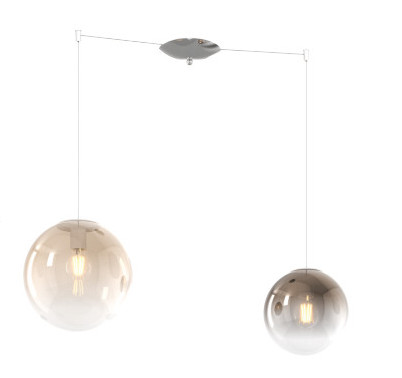 Collezione di lampade a sospensione composta da una o più sfere in vetro pirex soffiato regolabili in altezza e disponibili in diverse finiture e dimensioni.