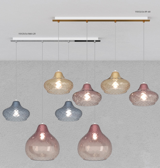 Collezione di lampade a sospensione composte da uno o più elementi in vetro soffiato regolabili in altezza.