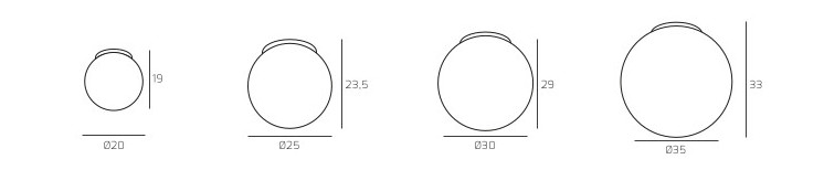 Collezione di lampade composte da vetri soffiati di forma sferica in finitura acidato opaco. Le parti metalliche sone cromate