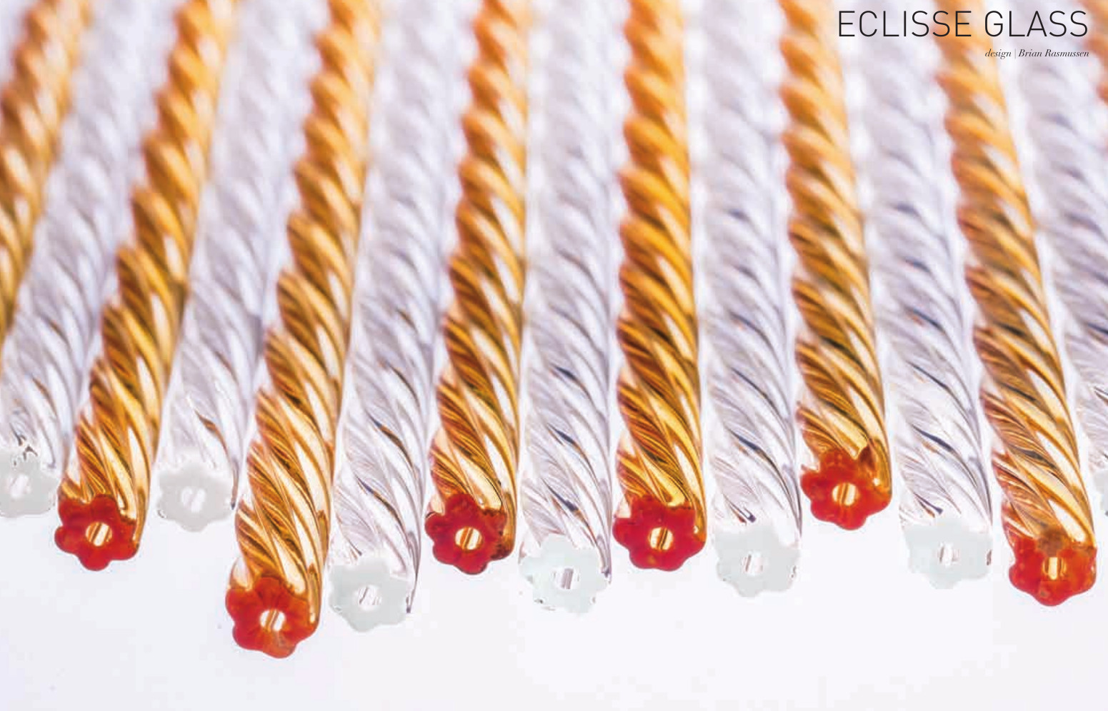 La collezione ECLISSE si presta a soluzioni personalizzabili sia per quanto riguarda la dimensione della struttura che le lunghezza delle calate