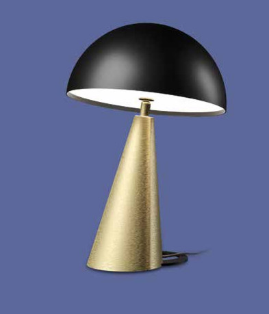 i. Imperfetto è un elemento di arredo, per sua natura protagonista. Il contrasto dei colori ne esalta le finiture.