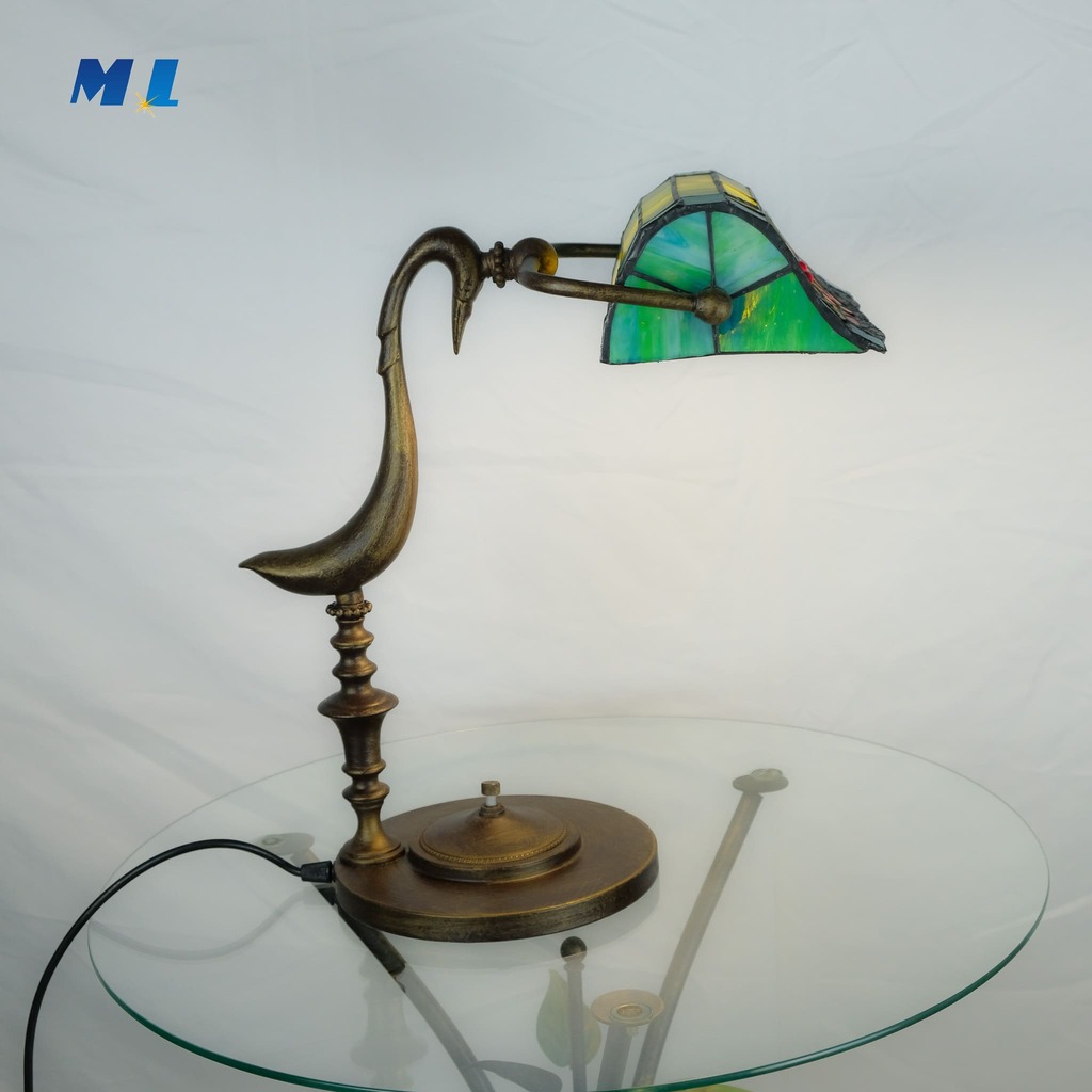 SWAN - LAMPADA da tavolo tipo MINISTERO STILE TIFFANY