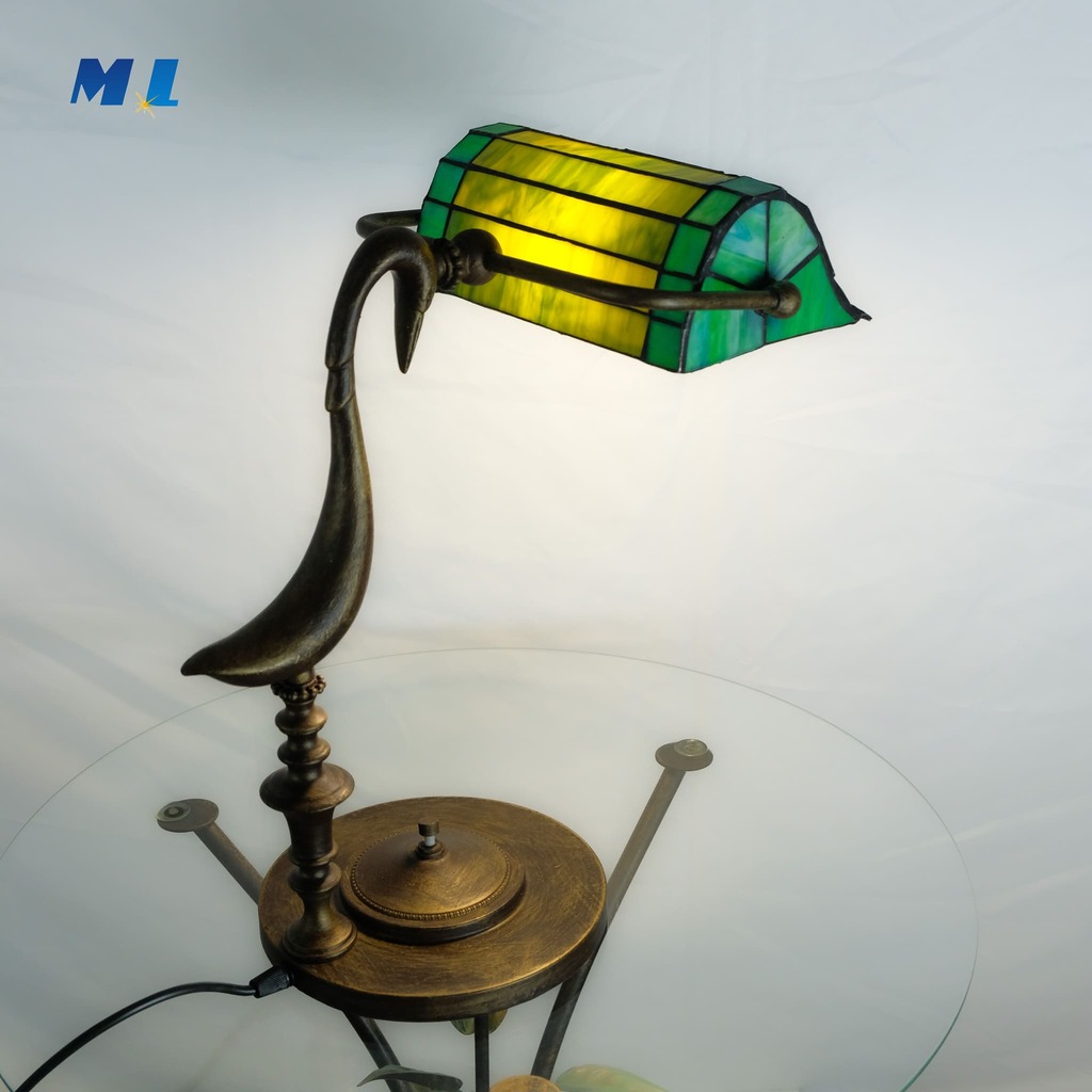 SWAN - LAMPADA da tavolo tipo MINISTERO STILE TIFFANY