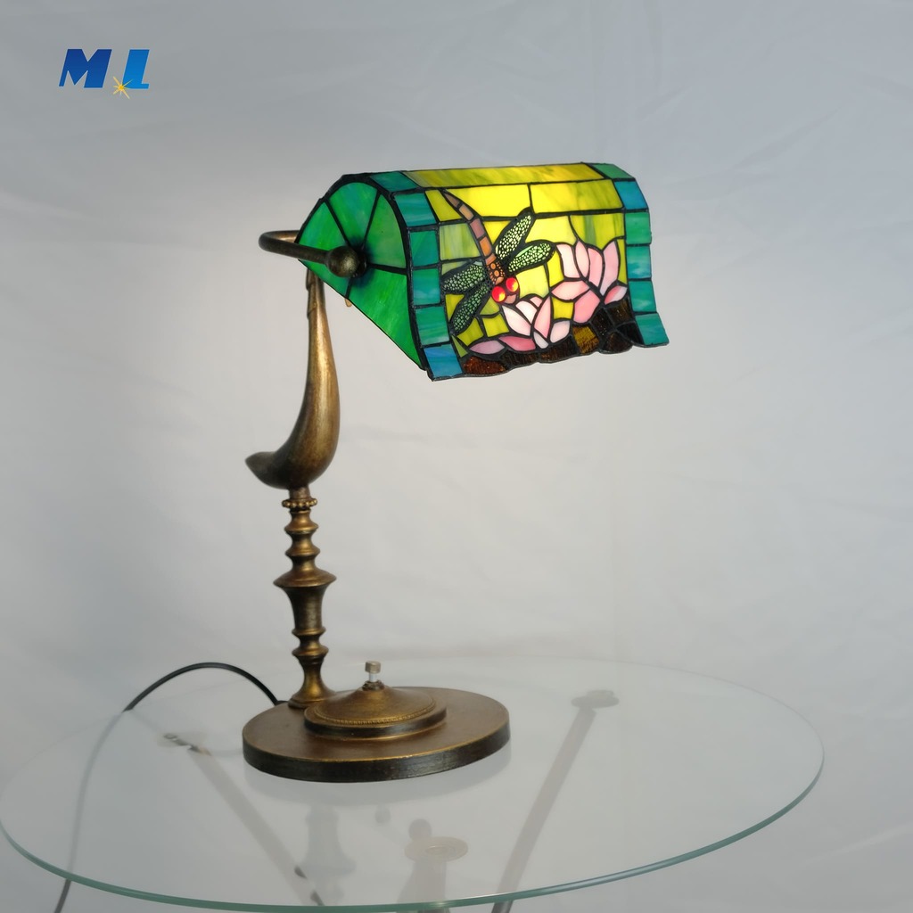 SWAN - LAMPADA da tavolo tipo MINISTERO STILE TIFFANY